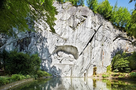 Lion Monument